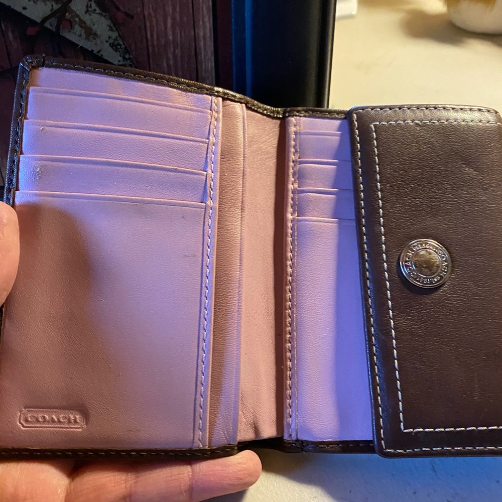 Coach wallet - Picture 2 of 2